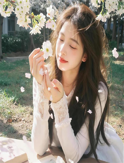 人物深度《战龙狂婿》：探索微距拍摄的细节表现与视觉冲击 理解表演与导演的配合